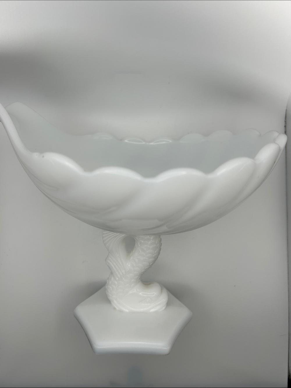 Vintage Westmoreland shell-dolphin bowl.